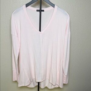Gibson Soft Pink Long Sleeve V-Neck Top